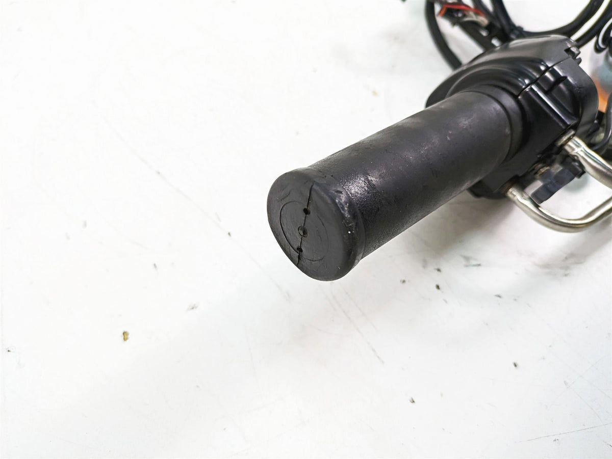2015 Harley FXDL Dyna Low Rider Right Hand Control Switch + Led Blinker 72944-12 {{ shop.shopifyCountryName }} - Mototech271