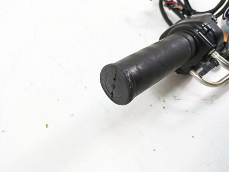 2015 Harley FXDL Dyna Low Rider Right Hand Control Switch + Led Blinker 72944-12 {{ shop.shopifyCountryName }} - Mototech271