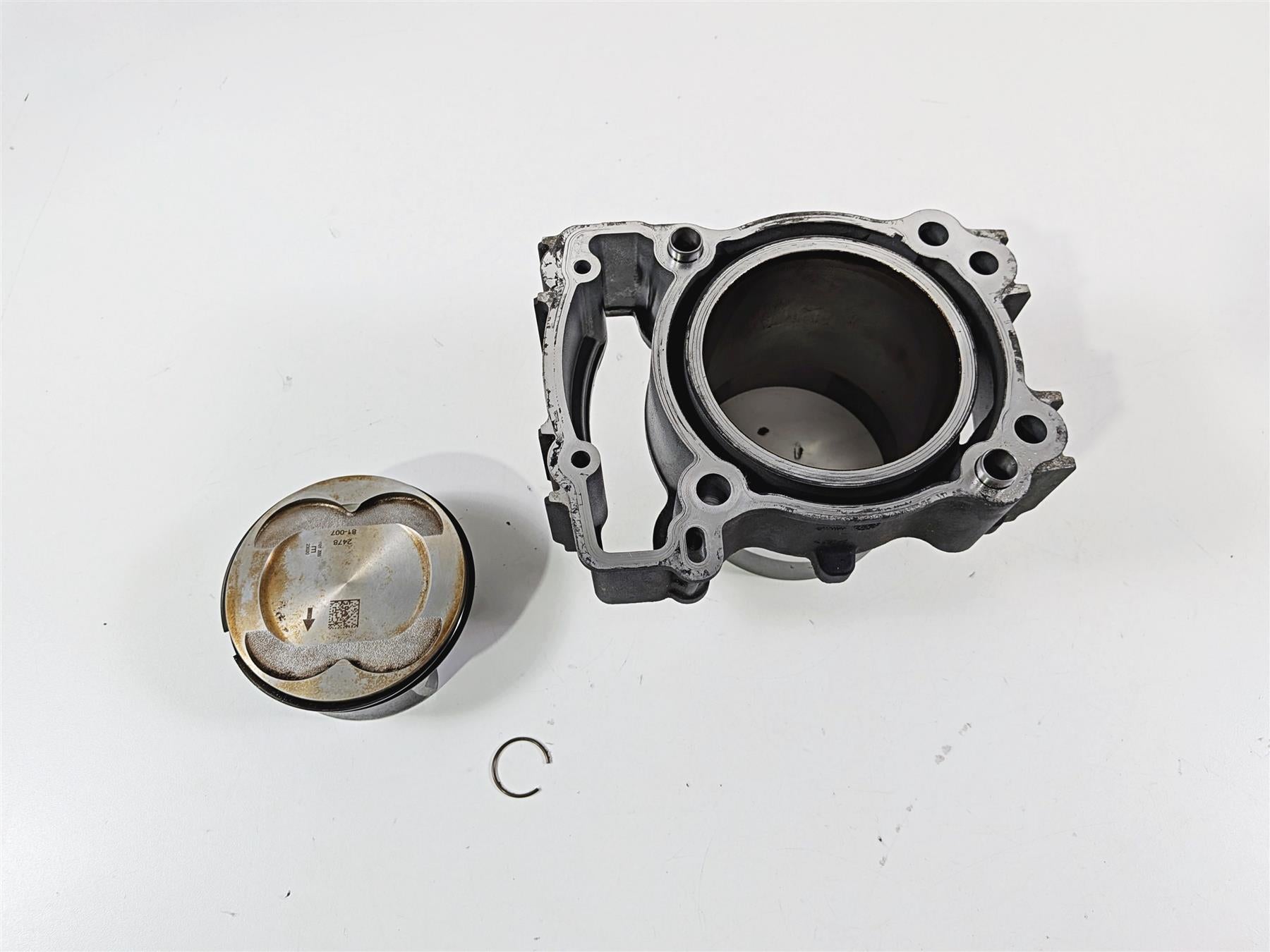 2021 Indian Scout 1200 Rear Cylinder Jug And Piston Set 395miles Only 3022487