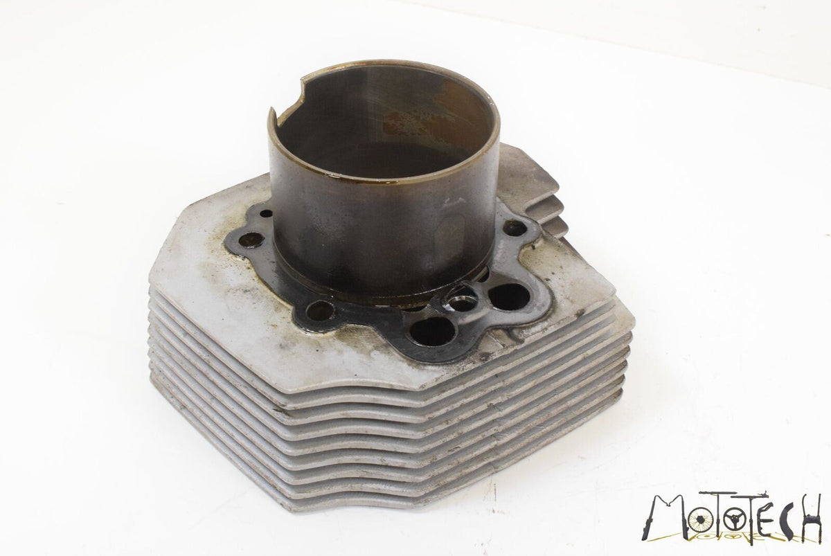 1998 Moto Guzzi V11 1100 California EV Right Cylinder Piston GU30060060 {{ shop.shopifyCountryName }} - Mototech271