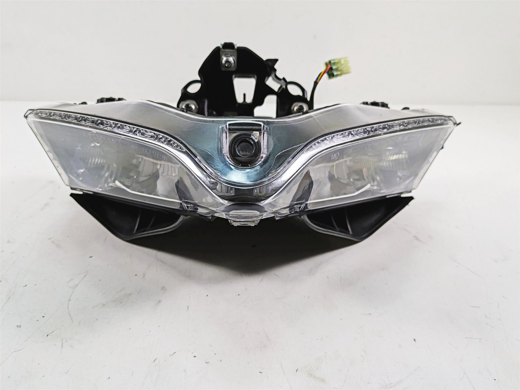 2016 Ducati Panigale 1299 S Great Headlight Head Light Lamp Lens 52010341B {{ shop.shopifyCountryName }} - Mototech271