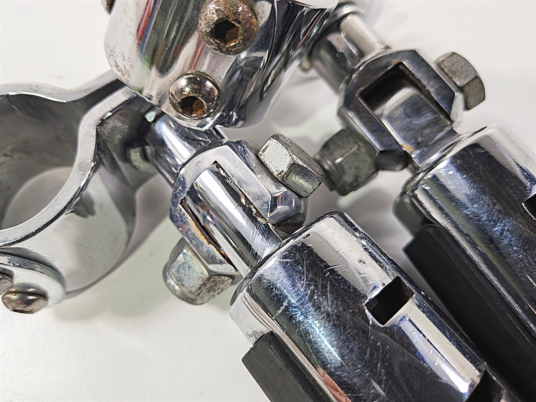 2000 Harley Touring FLHRCI Road King Highway Footpeg Foot Peg Rest Set 50916-90T {{ shop.shopifyCountryName }} - Mototech271