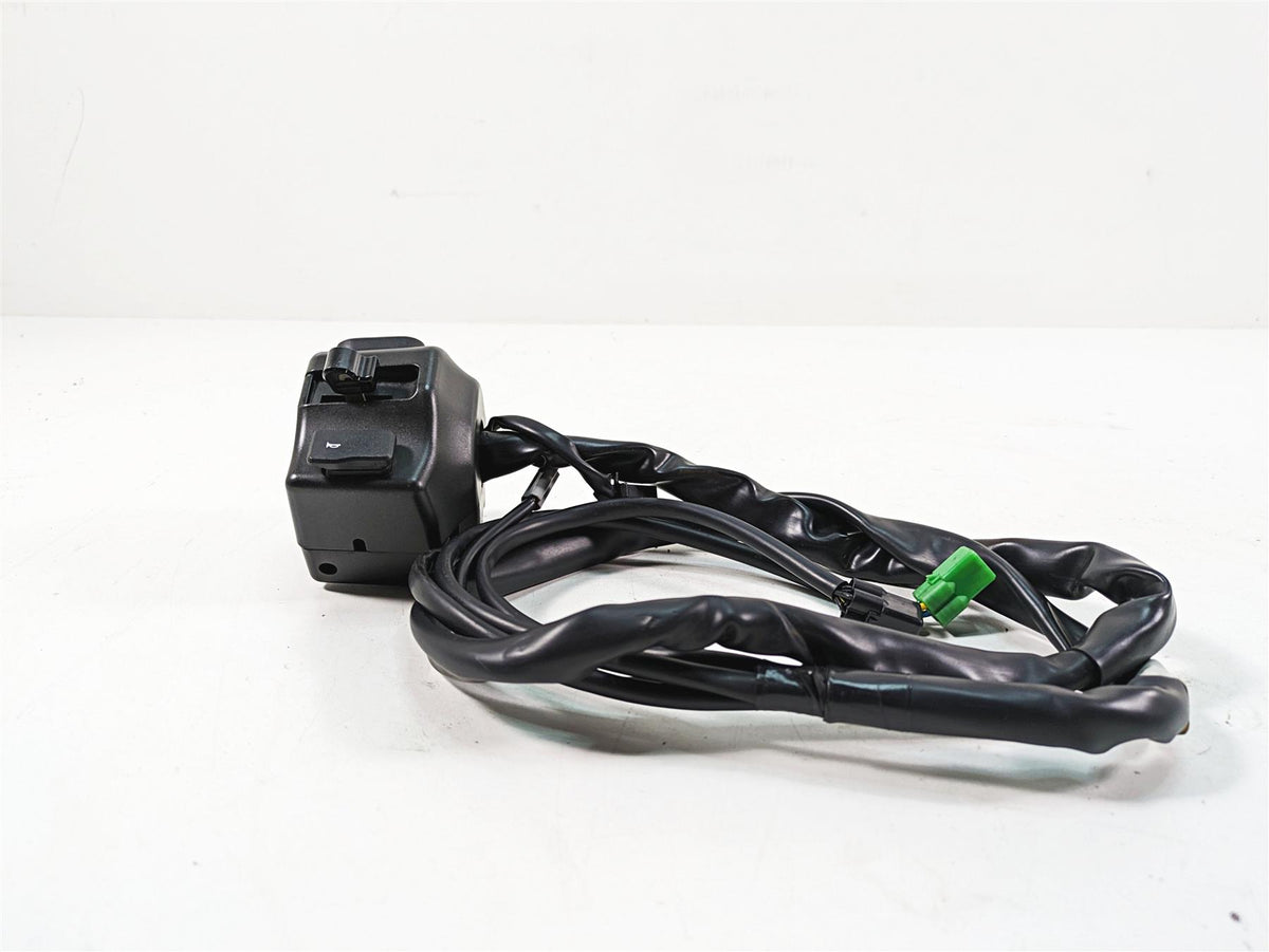 2009 Yamaha XV1900 Raider Left Hand Control Switch -Read 5C7-83972-20-00 {{ shop.shopifyCountryName }} - Mototech271