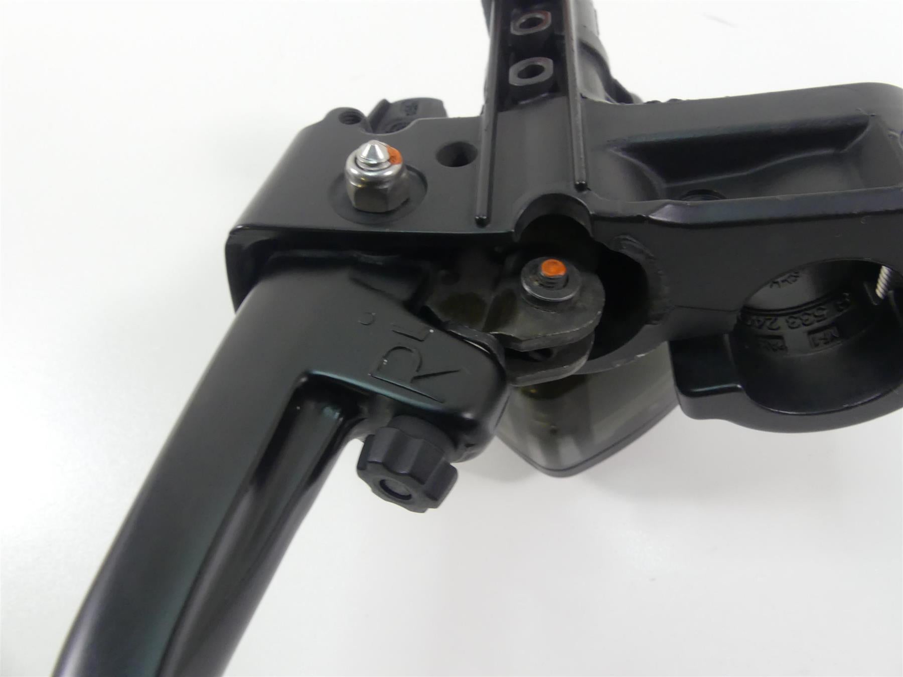 2014 BMW K1600 GTL K48 Front Brake Master Cylinder + Lever 32728530049 {{ shop.shopifyCountryName }} - Mototech271