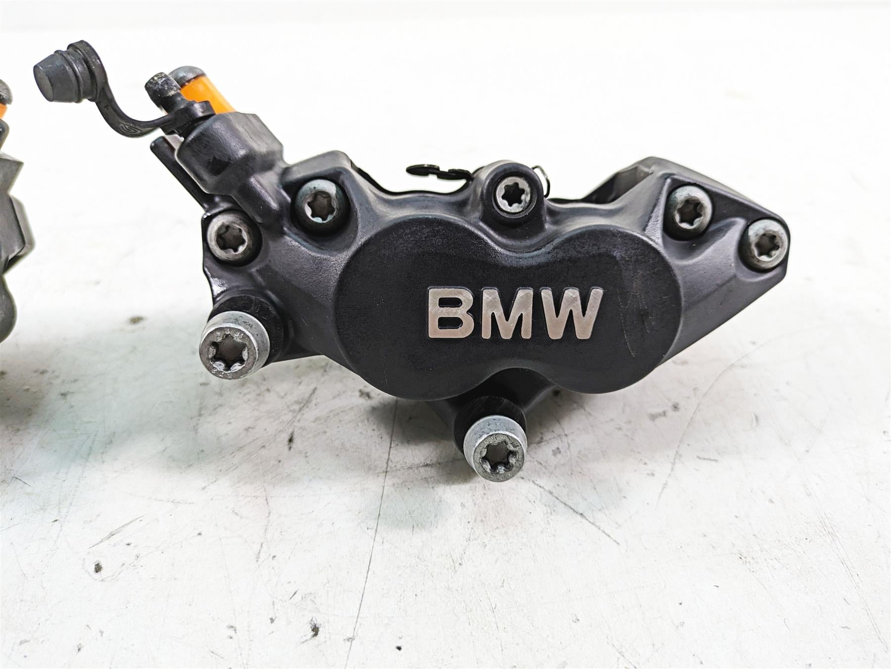 2007 BMW R1200RT K26 Brembo Front Brake Caliper Set 34117711439 34117711438 {{ shop.shopifyCountryName }} - Mototech271