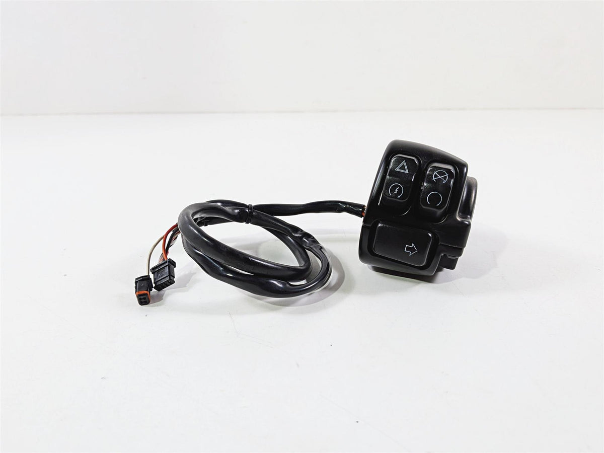2022 Harley Softail FXLRST Low Rider Right Hand Control Switch -Read 71500462A {{ shop.shopifyCountryName }} - Mototech271