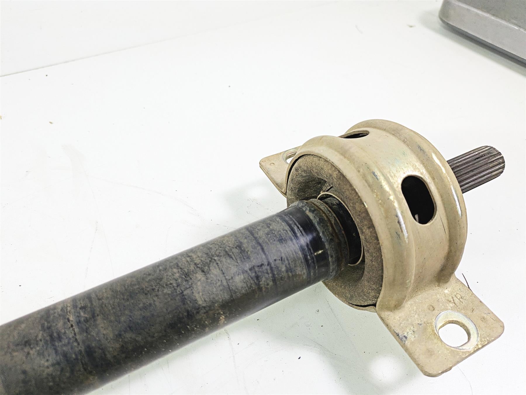 2020 Polaris General 1000 EPS Center Prop Drive Axle Shaft Set 1333917 1334311 {{ shop.shopifyCountryName }} - Mototech271