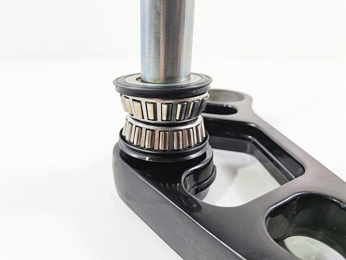 2011 Harley VRSCDX Night Rod Lower Triple Tree Steering Clamp 46855-09 {{ shop.shopifyCountryName }} - Mototech271
