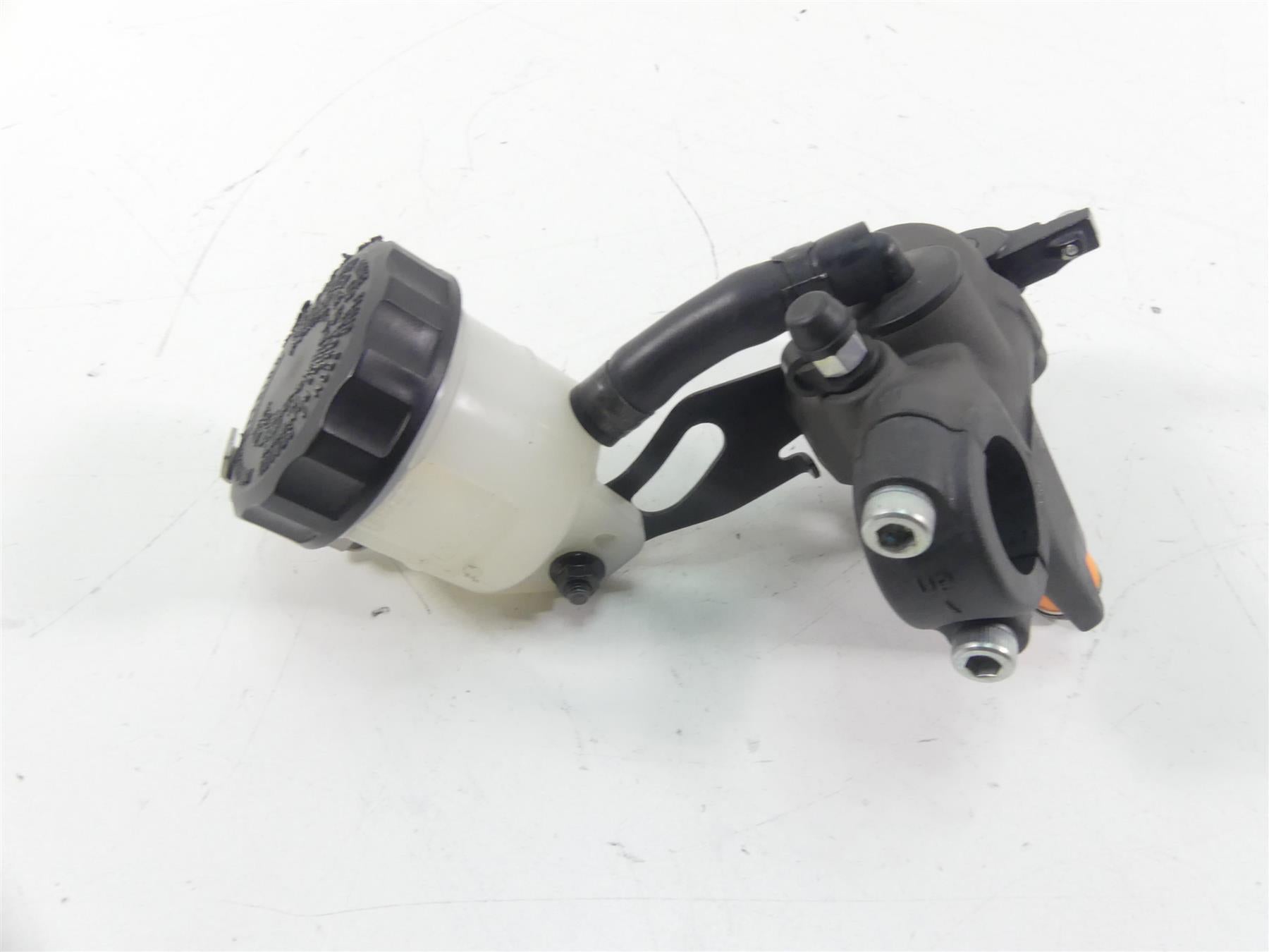 2013 Kawasaki ZX636 ZX6R Ninja Front Radial Brake Mstr Cylinder 11/16 43015-0581 {{ shop.shopifyCountryName }} - Mototech271