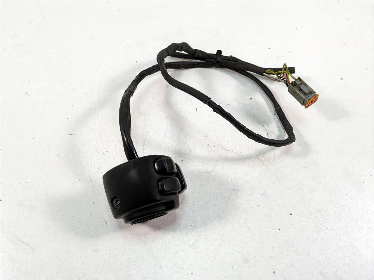 2000 Harley Dyna FXDL Low Rider Left Hand Control Switch 71682-06A 71685-06A {{ shop.shopifyCountryName }} - Mototech271