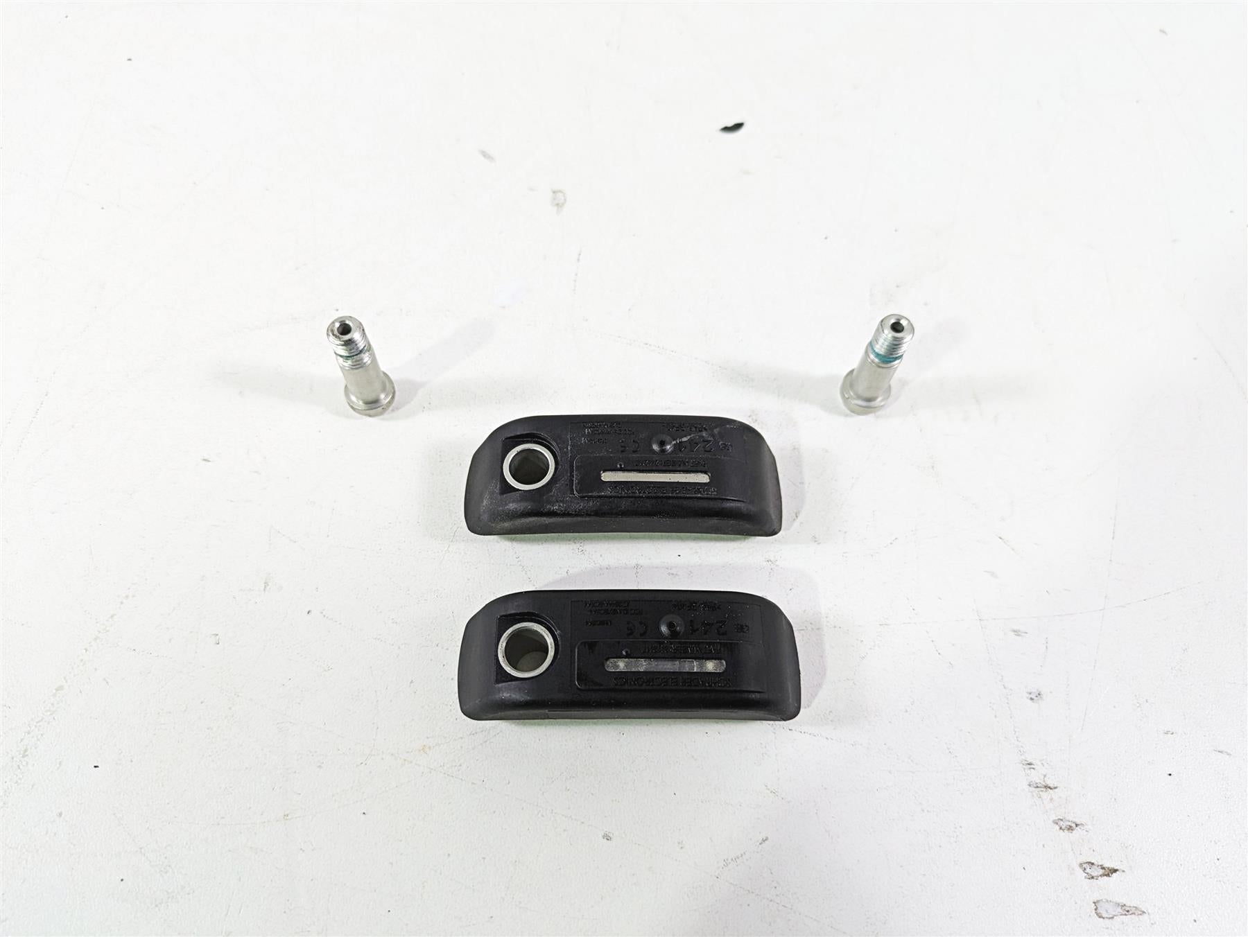 2018 Indian Chieftain Dark Horse Tire Pressure Sensor Set 2412417 2208712 | Mototech271
