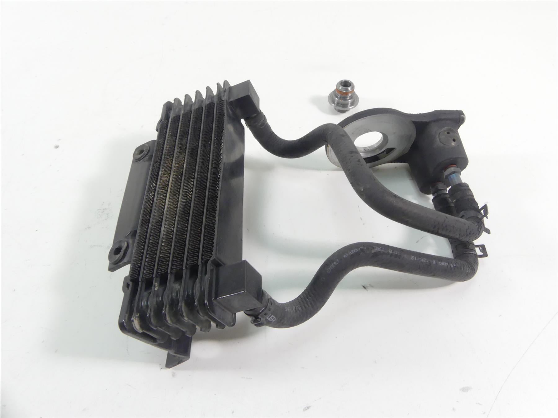 2012 Harley Touring FLHX Street Glide Oil Cooler + Flange & Cover 63083-11 {{ shop.shopifyCountryName }} - Mototech271