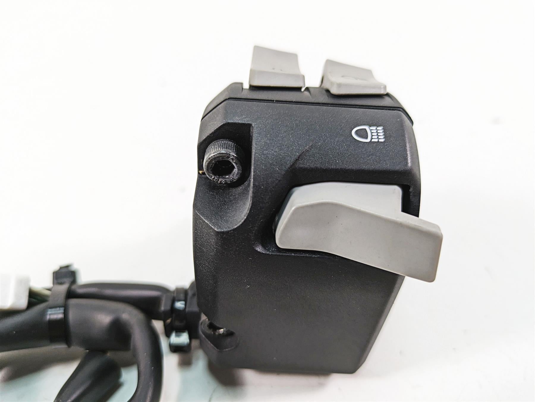 2020 Ducati Hypermotard 950 SP Left Hand Turn Signal Control Switch 65110281C {{ shop.shopifyCountryName }} - Mototech271
