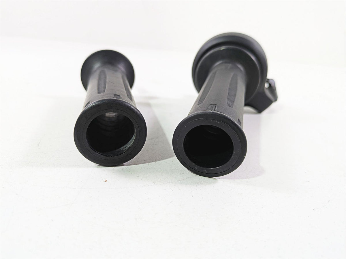 2017 BMW R1200 GS K50 Heated Hand Grip Set 61318552117 61318552120 {{ shop.shopifyCountryName }} - Mototech271