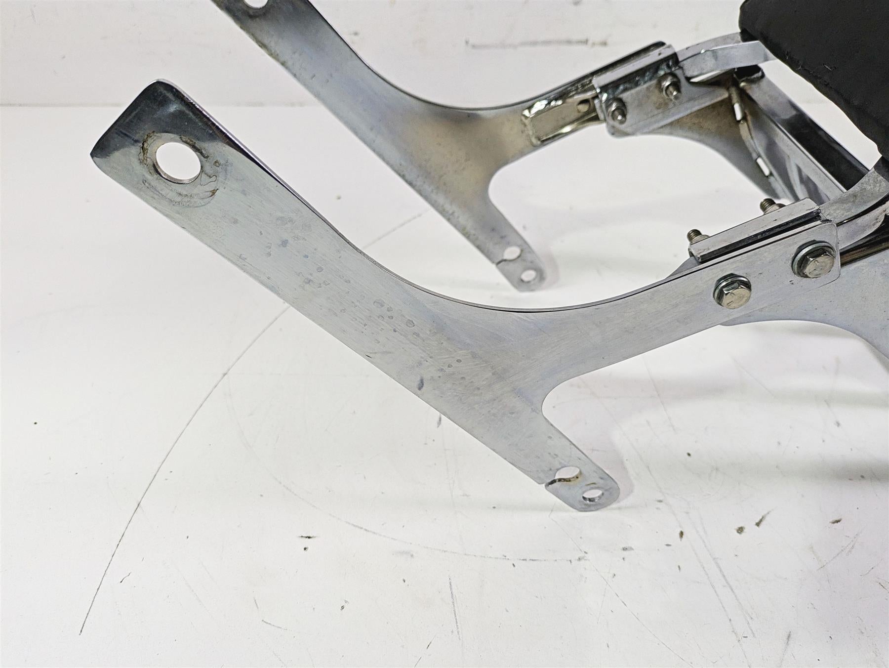 2002 Harley Dyna FXDL Low Rider Rear Chrome Sissy Bar Backrest Six Pack Rack {{ shop.shopifyCountryName }} - Mototech271