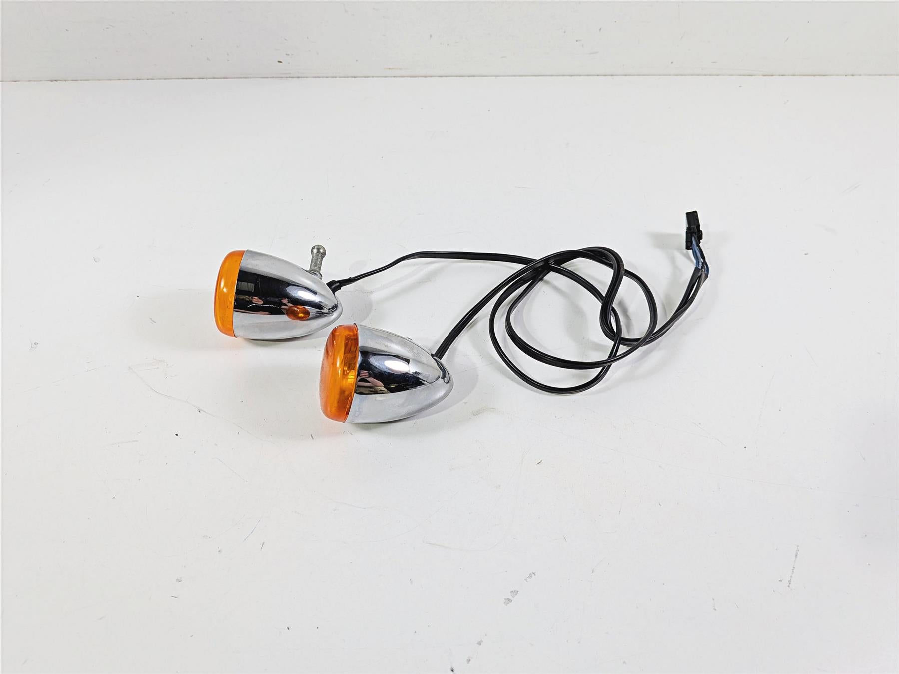 2006 Harley Sportster XL883 Low Front Turn Signal Blinker Set Chrome 68972-00 {{ shop.shopifyCountryName }} - Mototech271