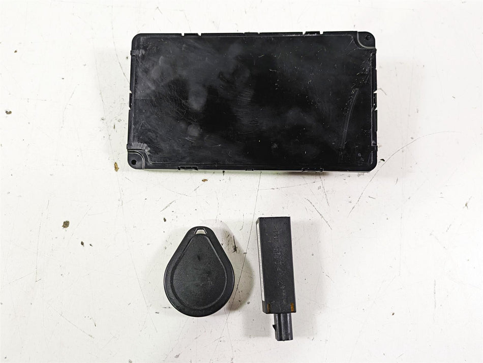 2019 Harley FLHCS Softail Heritage Bcm Y-Axis Body Security Module +Fob 41000349 {{ shop.shopifyCountryName }} - Mototech271
