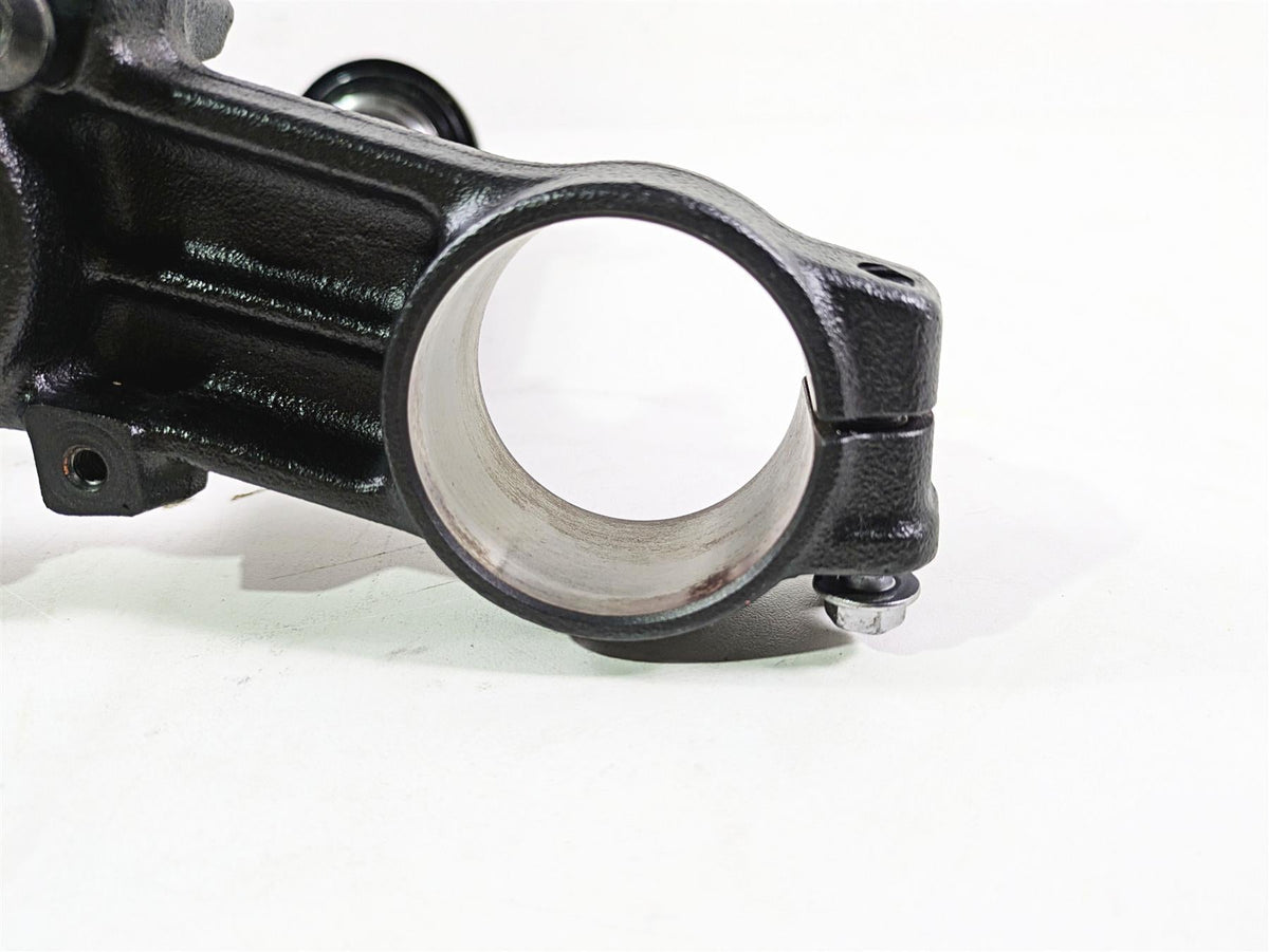 2021 Kawasaki Z900 ZR900 Lower Triple Tree Steering Clamp 44037-0167-18R {{ shop.shopifyCountryName }} - Mototech271
