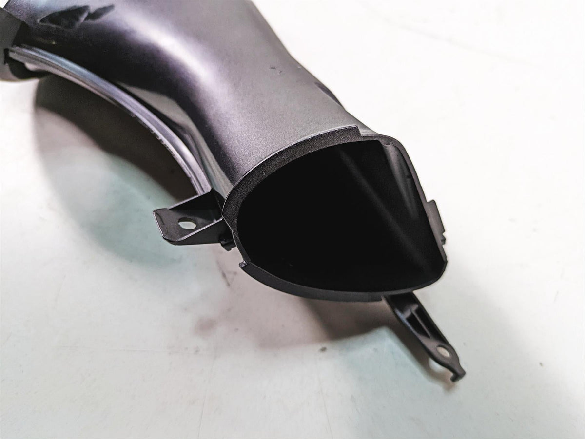 2007 Yamaha R1 YZFR1 Right Side Air Intake Duct Ram Scoop 4C8-2838N-00-P0 {{ shop.shopifyCountryName }} - Mototech271