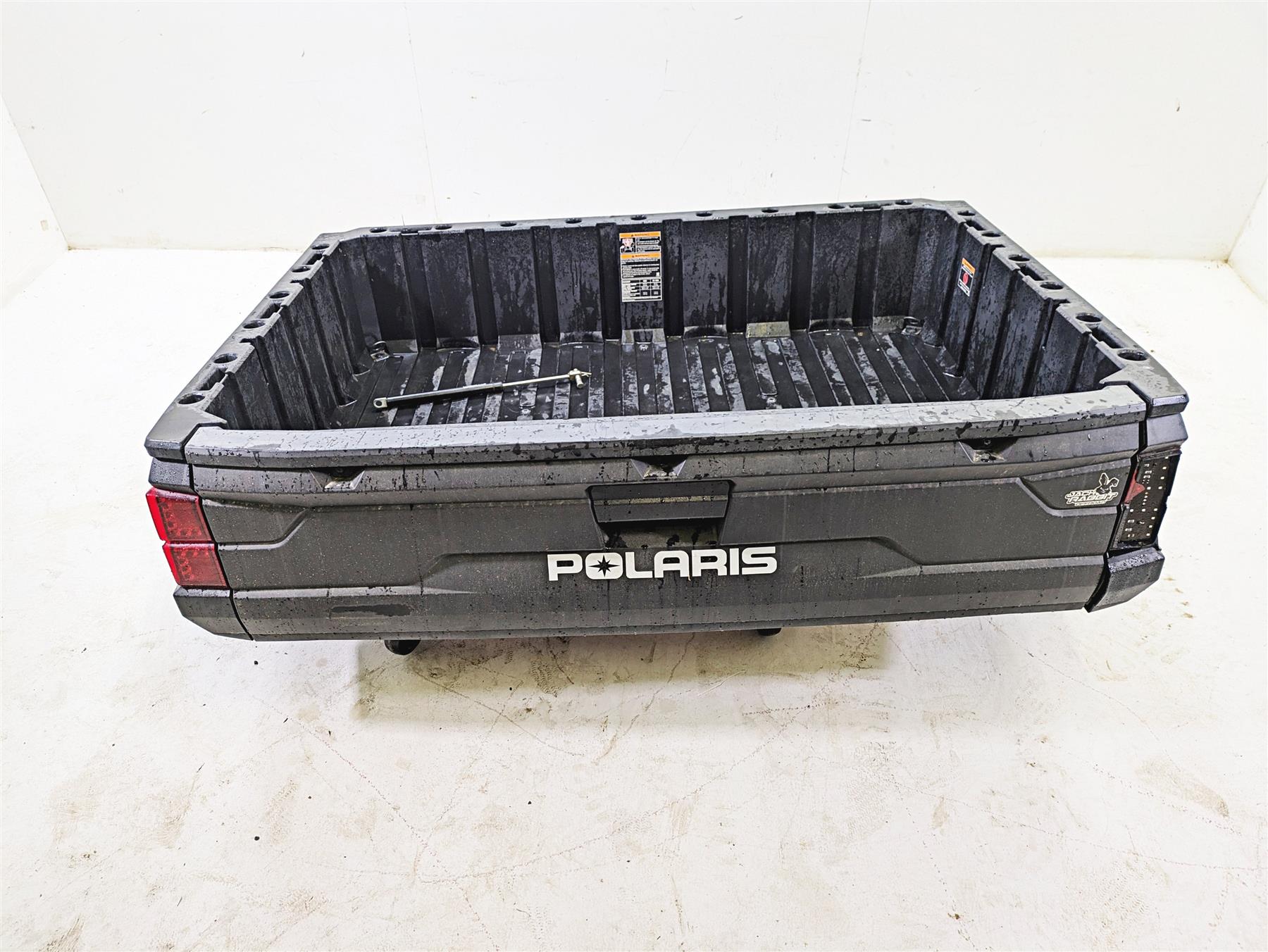 2022 Polaris Ranger 1000 Premium Rear Trunk Bed Assembly READ 2208995 {{ shop.shopifyCountryName }} - Mototech271