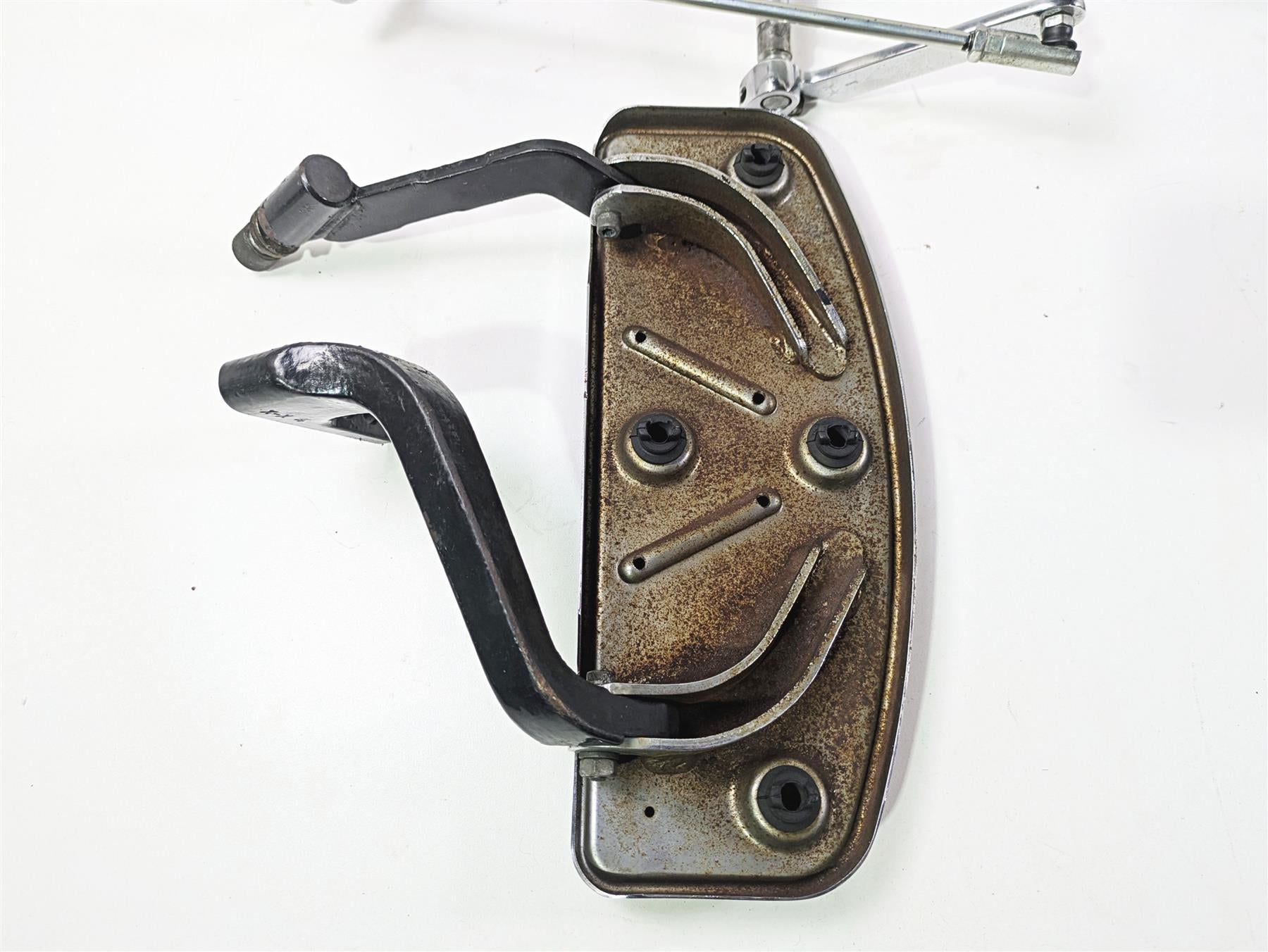 1998 Harley Touring FLHRCI Road King Floorboards Brake Pedal & Shifter 50621-79A {{ shop.shopifyCountryName }} - Mototech271