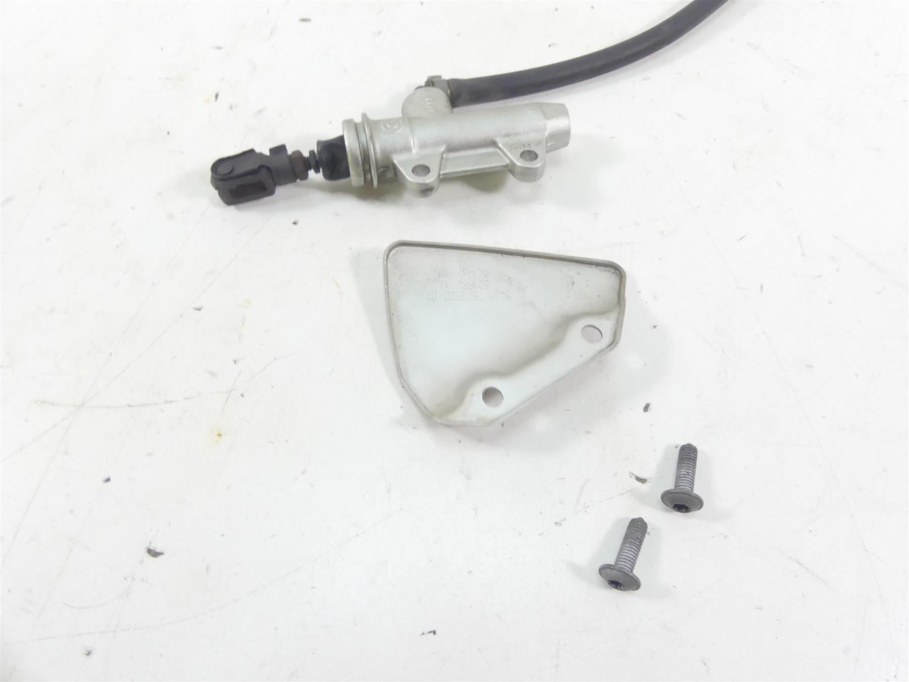 2008 BMW R1200GS K25 Rear Brembo Brake Master Cylinder 34317699574 {{ shop.shopifyCountryName }} - Mototech271