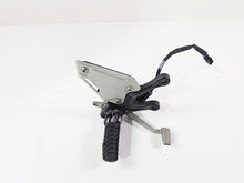 Load image into Gallery viewer, 2020 Kawasaki Z900 ZR900 Right Footpeg &amp; Brake Pedal Set - Read 35063-1442-18R
