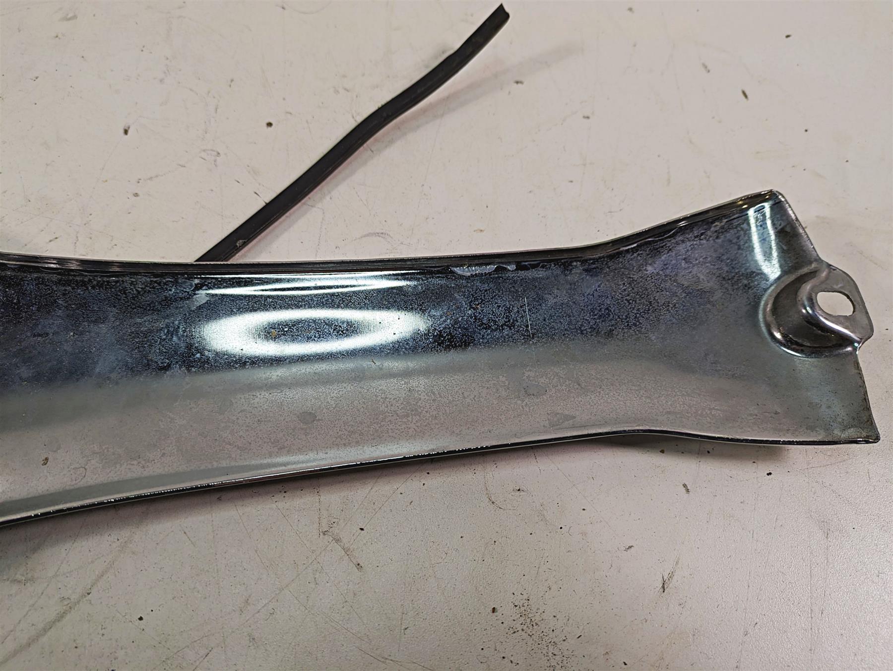 2005 Harley Dyna FXDL Low Rider Fuel Tank Gauges Cover Dash Panel 61695-05 {{ shop.shopifyCountryName }} - Mototech271