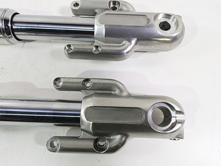 2006 Harley VRSCR Street V-Rod Front Fork Leg Set Straight 46774-06 46775-06 {{ shop.shopifyCountryName }} - Mototech271