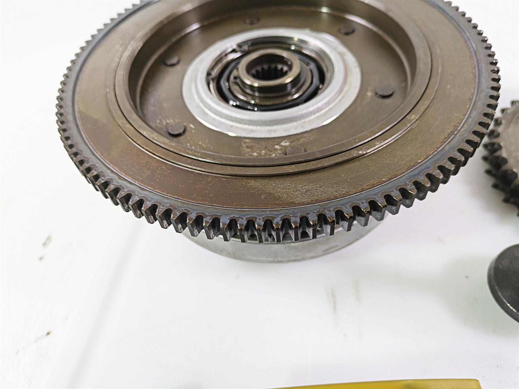 2007 Harley Touring FLHTCU SE CVO E-Glide Primary Drive Clutch Kit 37813-06A {{ shop.shopifyCountryName }} - Mototech271