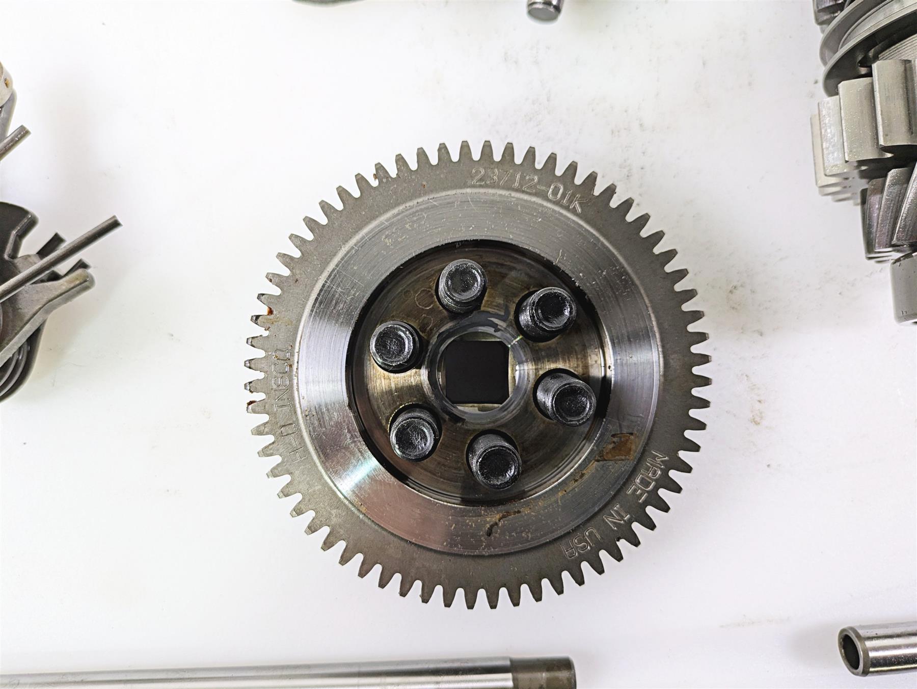 2010 Harley VRSCF Muscle Rod Transmission Gear Pack 35454-01KA 35455-01KA {{ shop.shopifyCountryName }} - Mototech271