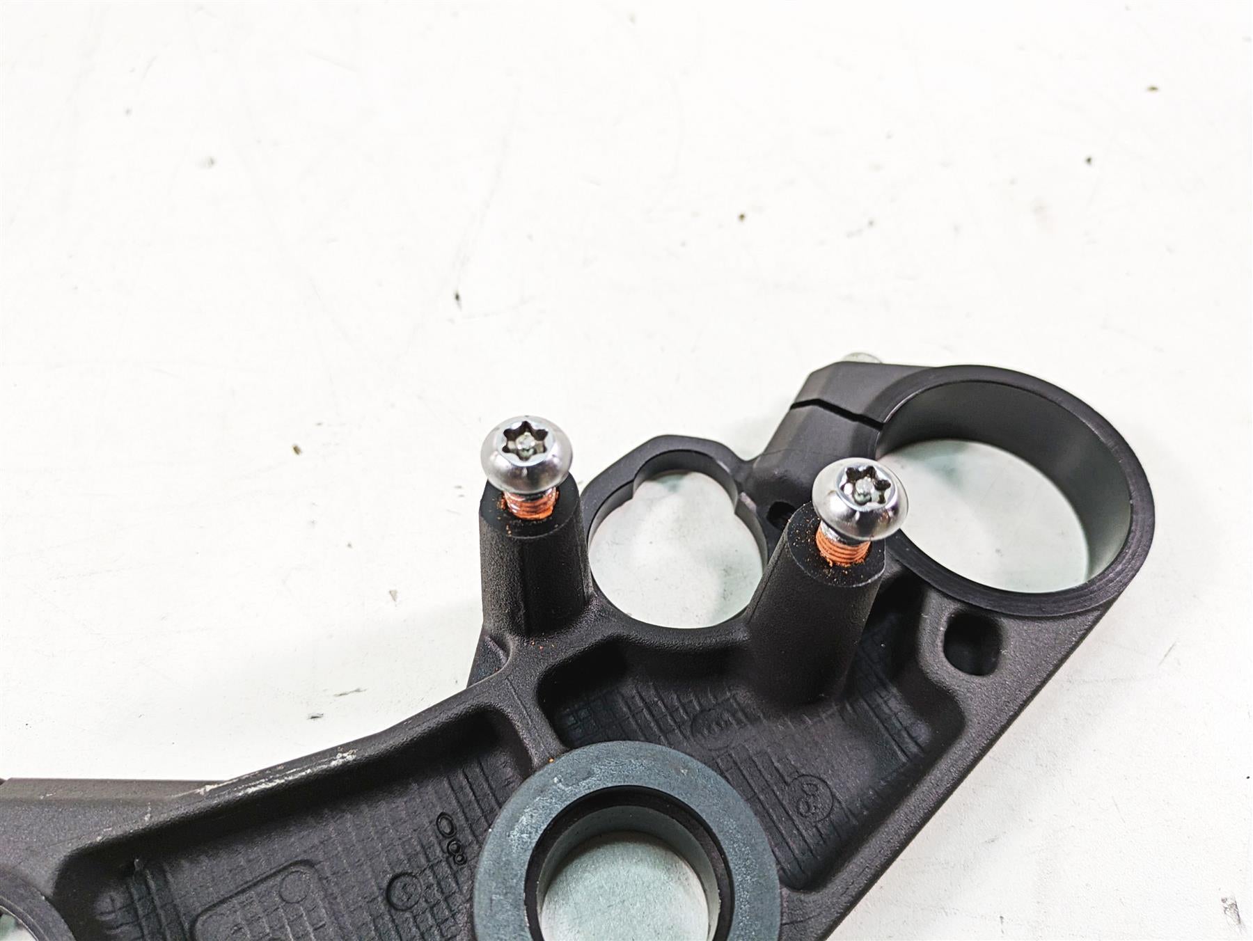 2009 Suzuki GSXR750 K9 Upper Triple Tree Steering Clamp 50mm 51311-01H00 {{ shop.shopifyCountryName }} - Mototech271