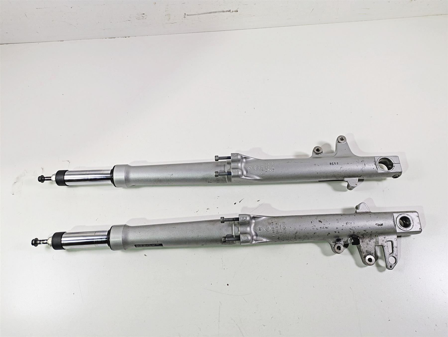 2009 BMW R1200RT K26 Straight Showa Front Fork Leg Set 31427698911 31427684312 {{ shop.shopifyCountryName }} - Mototech271