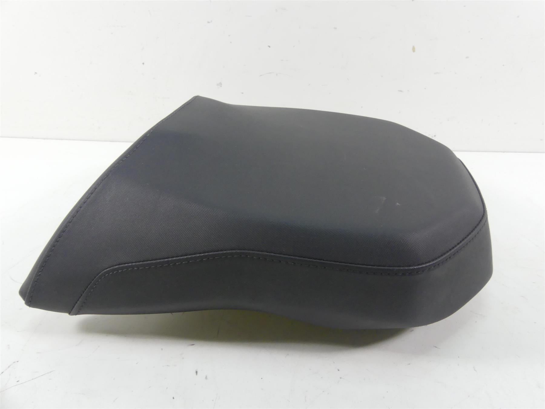 2017 BMW R1200GS GSW K50 Rear Passenger Unheated Seat Saddle 52538532739 {{ shop.shopifyCountryName }} - Mototech271