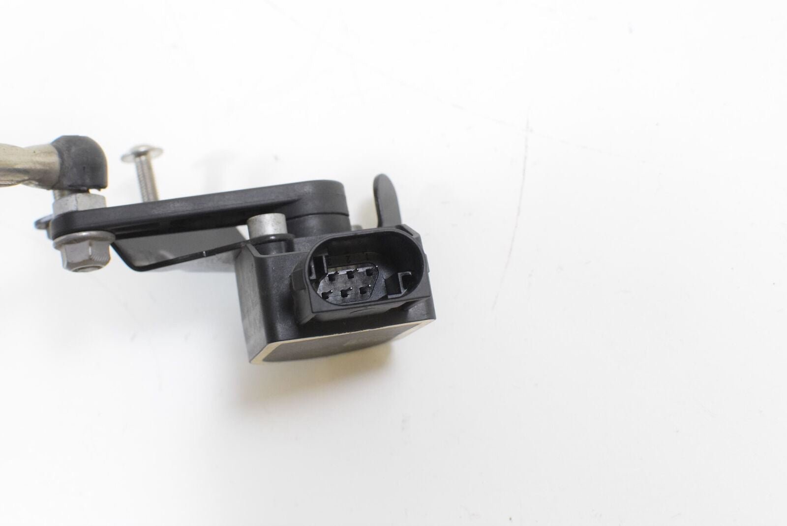 2013 BMW K1600GT K1600 GT K48 Height Level Sensor Actuator Module 37146784072 {{ shop.shopifyCountryName }} - Mototech271