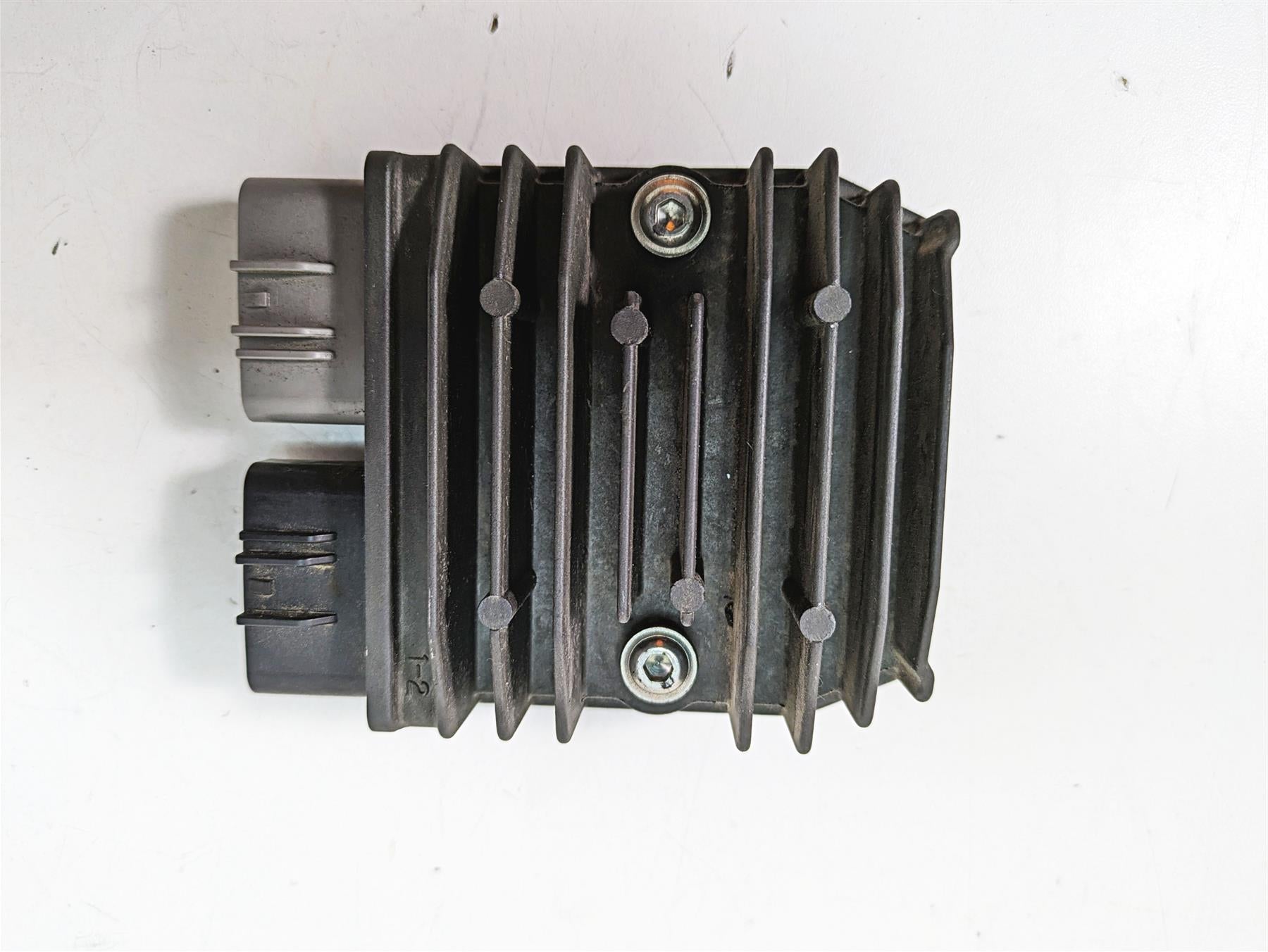 2020 Ducati Hypermotard 950 SP Rectifier Voltage Regulator SH821AA 54040321A {{ shop.shopifyCountryName }} - Mototech271