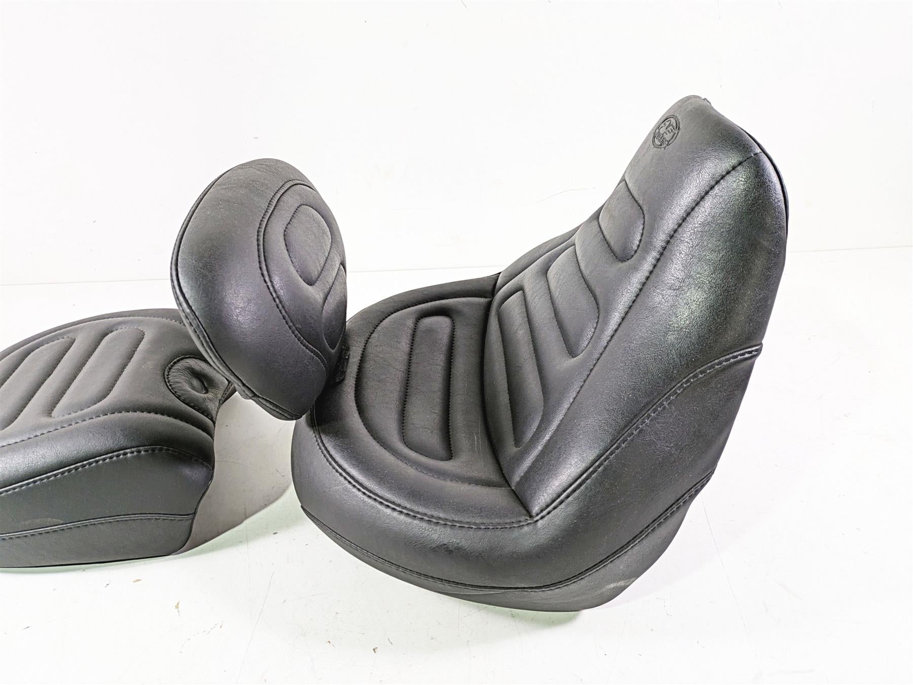 2018 Harley Softail FXFBS Fat Bob Mustang Touring Seat Saddle & Backrest 79334 {{ shop.shopifyCountryName }} - Mototech271
