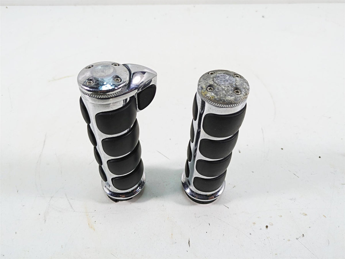 1999 Harley Dyna FXDL Low Rider Chrome Hand Grip Set {{ shop.shopifyCountryName }} - Mototech271