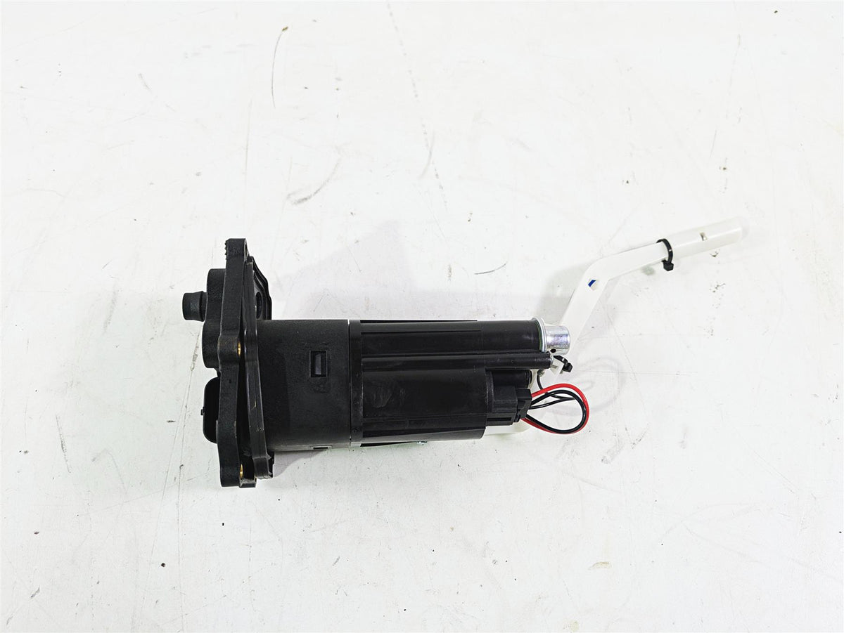 2018 Ducati Hypermotard 939 SP Fuel Gas Petrol Pump Tested 16024281A {{ shop.shopifyCountryName }} - Mototech271