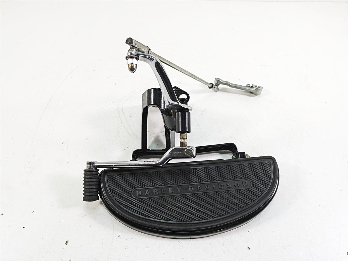 2009 Harley Softail FLSTSB Cross Bones Left Floorboard & Shifter Set 33630-07A {{ shop.shopifyCountryName }} - Mototech271