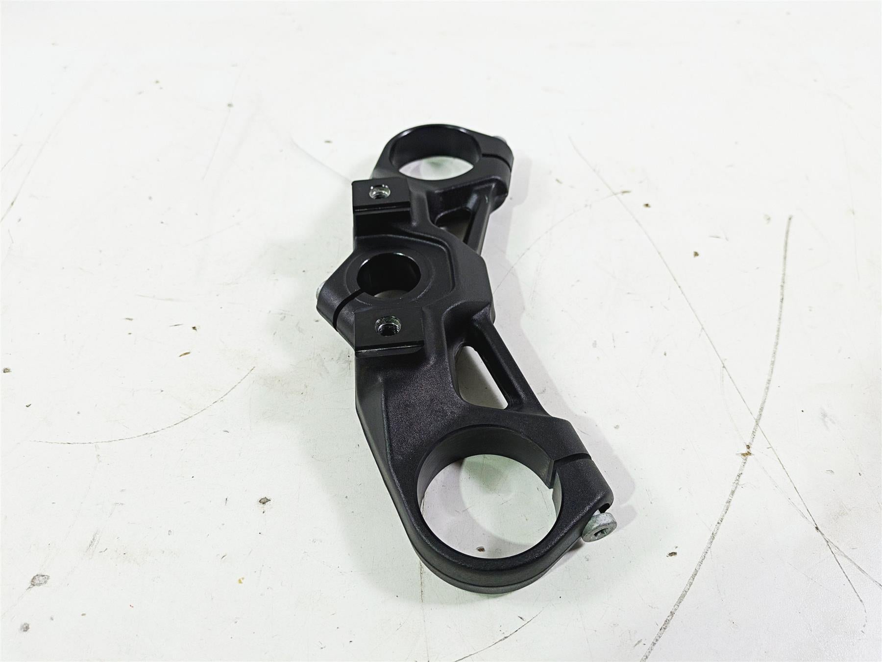 2022 KTM 1290 Super Adventure S Upper Triple Tree Steering Clamp 61901034032 {{ shop.shopifyCountryName }} - Mototech271