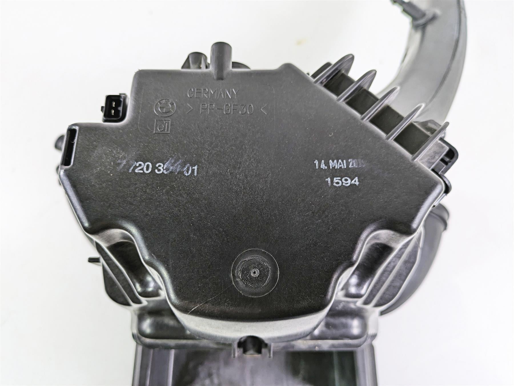 2014 BMW R nine T R9T K21 Air Box Cleaner Breather Filter Set 13717720354 {{ shop.shopifyCountryName }} - Mototech271