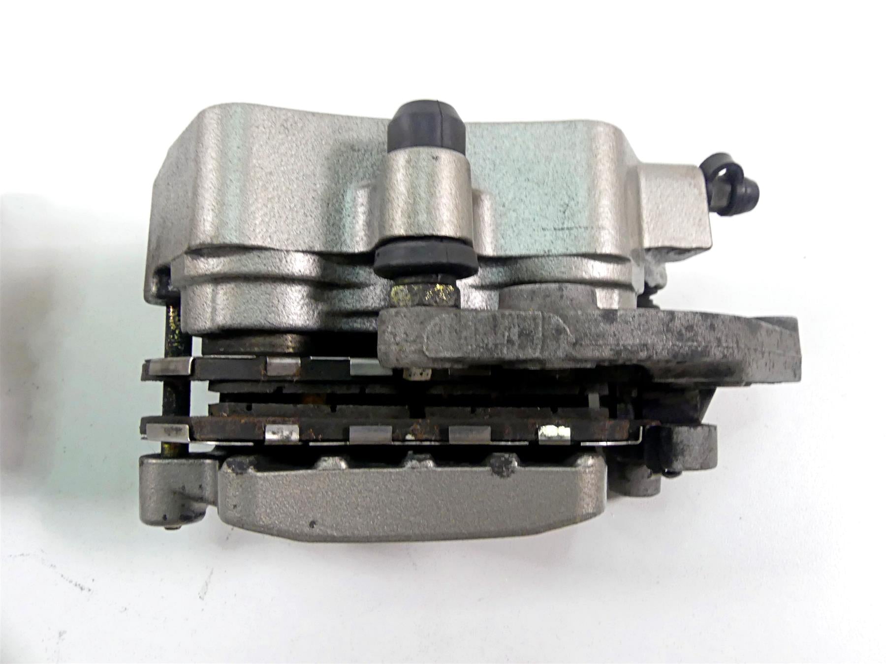2002 Honda VTX1800 R Front Nissin Brake Caliper Set 45150-MCV-006 43150-MCV-006 {{ shop.shopifyCountryName }} - Mototech271