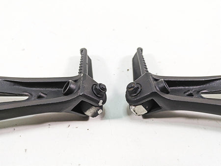 2007 Yamaha R1 YZFR1 Passenger Footpeg Rest Set -Rash 5VY-2741L-00 5VY-2742L-00 {{ shop.shopifyCountryName }} - Mototech271