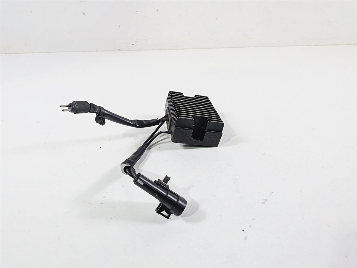 2006 Harley Sportster XL1200 C Rectifier Voltage Regulator 74523-04 {{ shop.shopifyCountryName }} - Mototech271