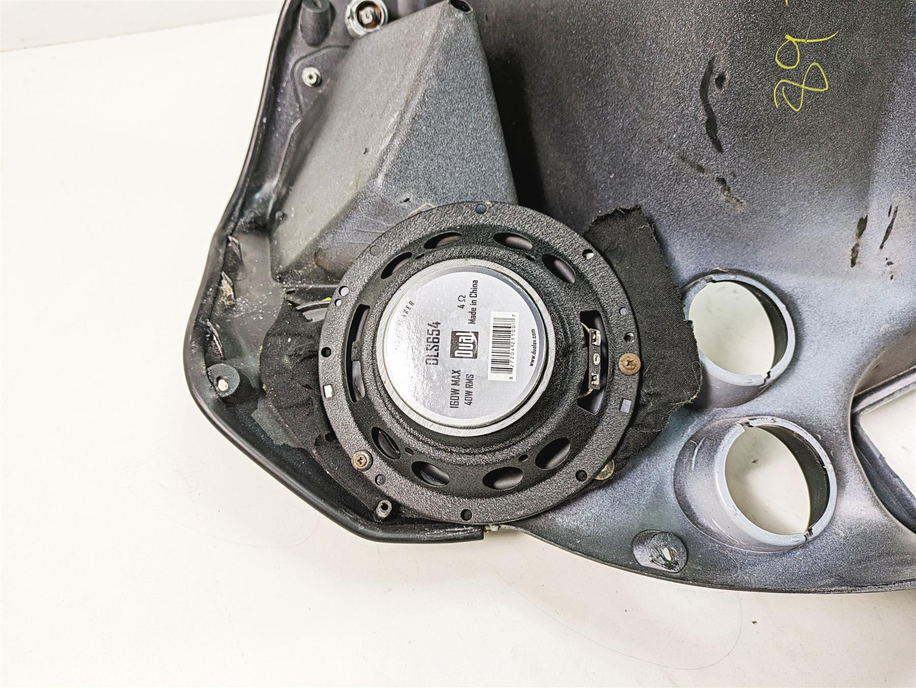 2011 Harley Touring FLTRU Road Glide Front Inner Fairing & Speaker 58735-98D {{ shop.shopifyCountryName }} - Mototech271