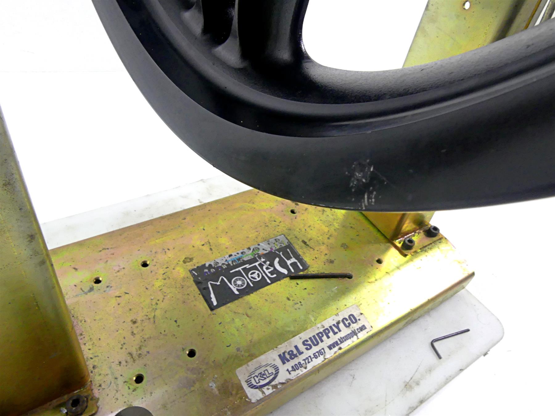 2009 Harley XR1200 Sportster Straight Enkei Front Wheel Rim 18x3.5 43103-08 {{ shop.shopifyCountryName }} - Mototech271