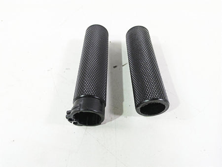 2010 Harley VRSCF Muscle Rod Arlen Ness Hand Grip Set {{ shop.shopifyCountryName }} - Mototech271