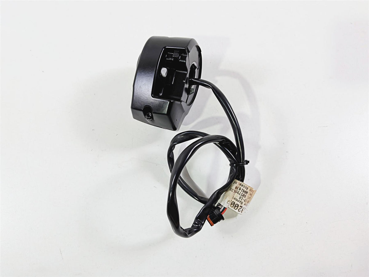2018 Harley FLHTCU Touring Electra Glide Right Hand Control Switch 71500129C-Mototech271