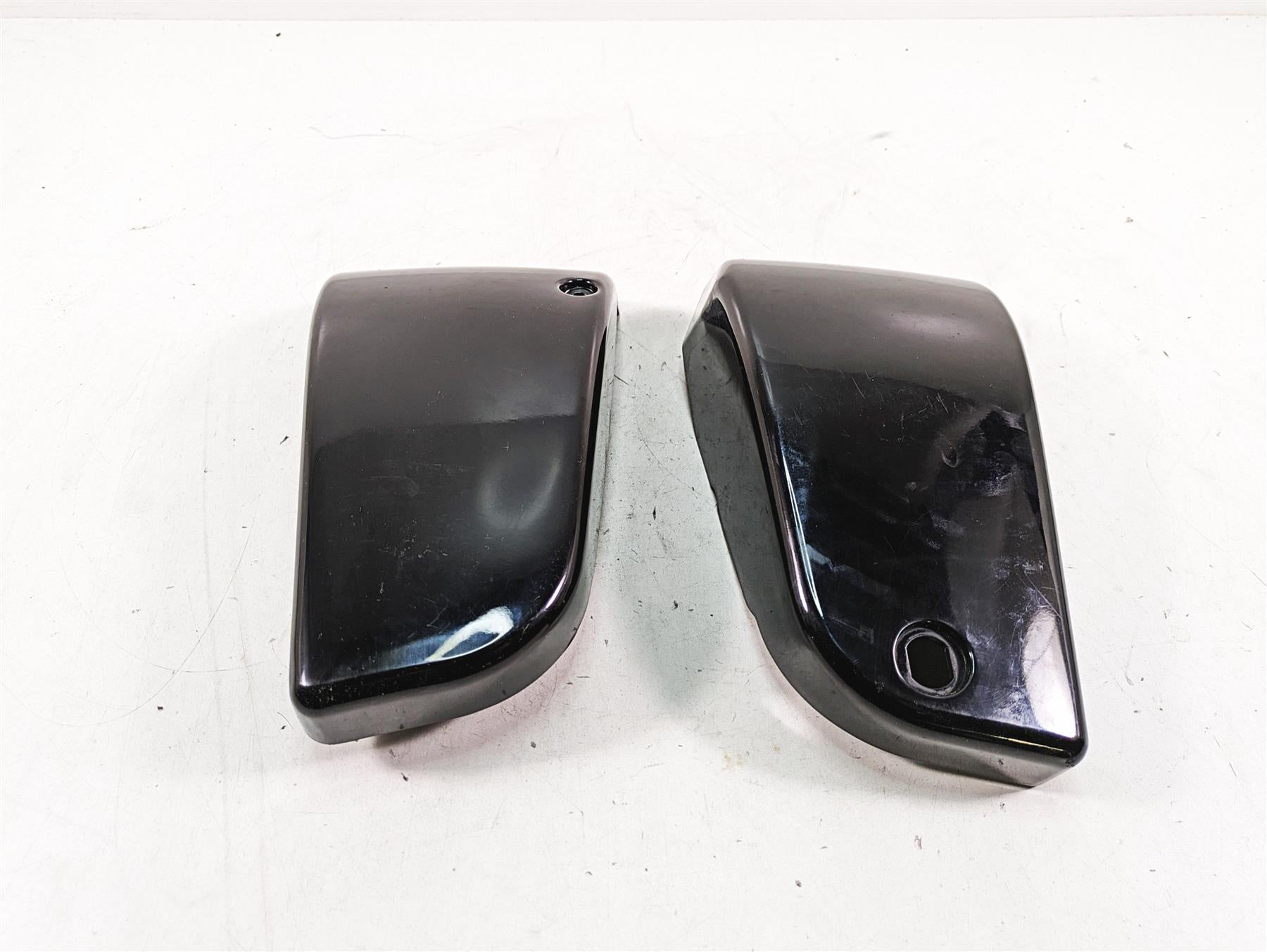1997 Kawasaki VN1500 Vulcan Black Side Cover Fairing 36001-1562 36001-1561 {{ shop.shopifyCountryName }} - Mototech271